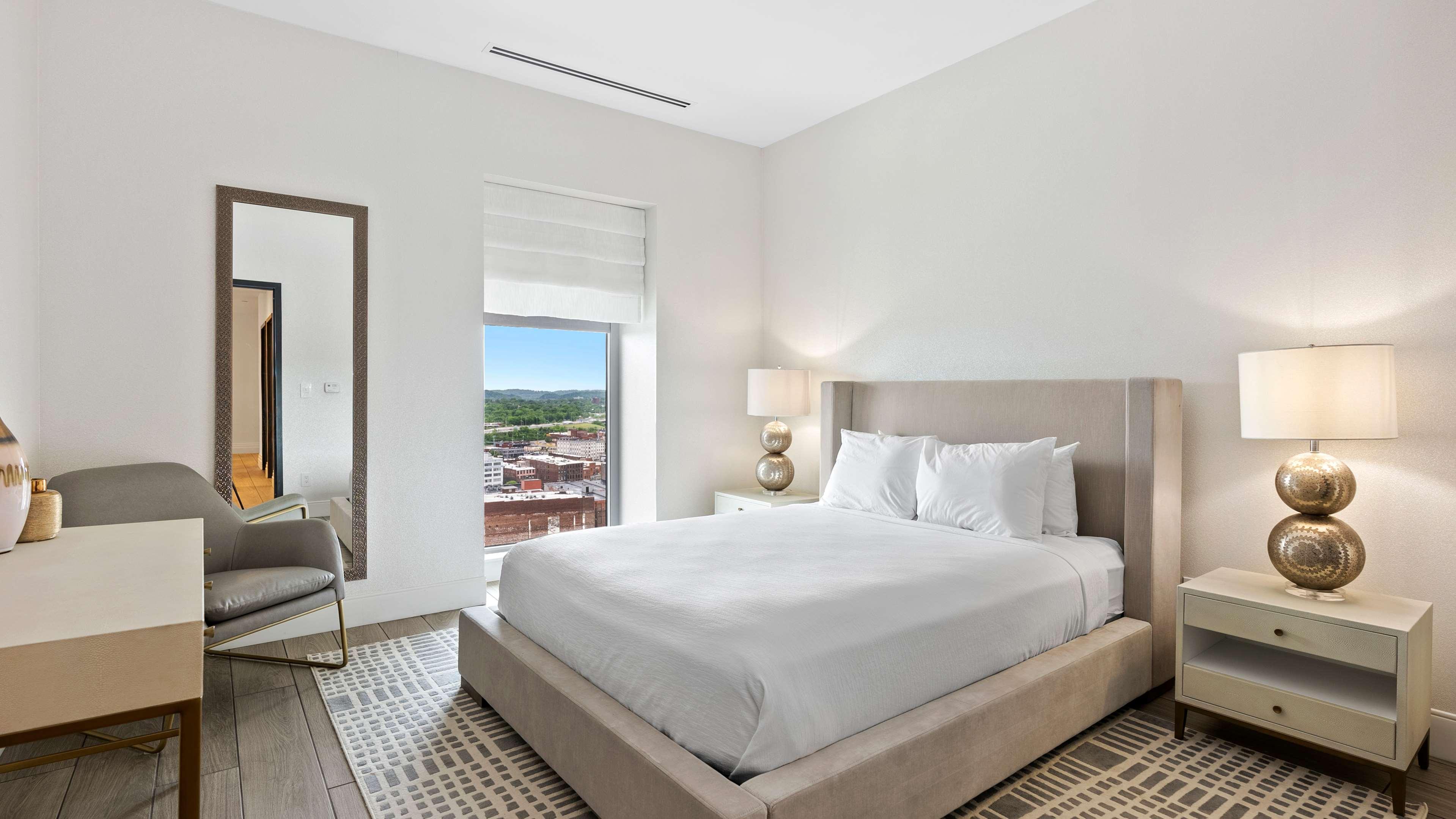 Embassy Suites By Hilton Knoxville Downtown Екстериор снимка