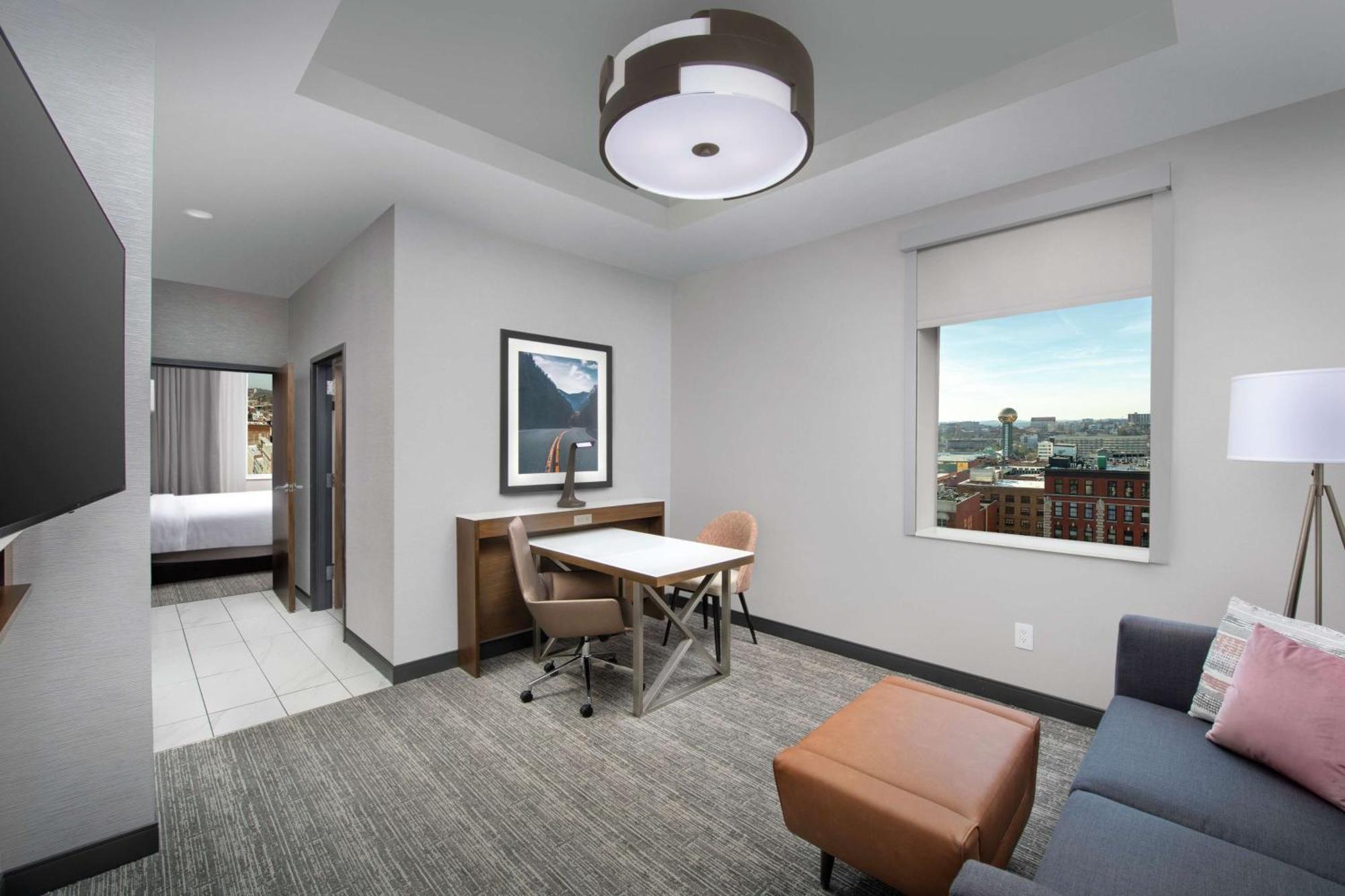Embassy Suites By Hilton Knoxville Downtown Екстериор снимка