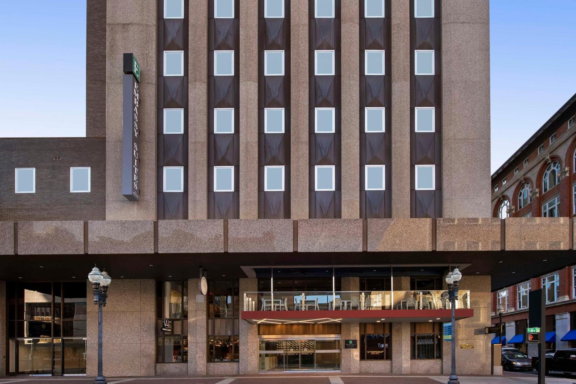 Embassy Suites By Hilton Knoxville Downtown Екстериор снимка